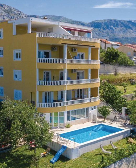 Apartman Žrnovnica - CDE338