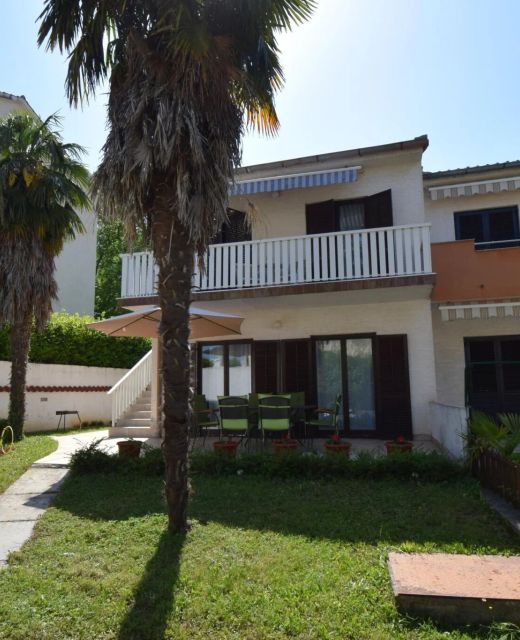 Apartment Lorela Malinska