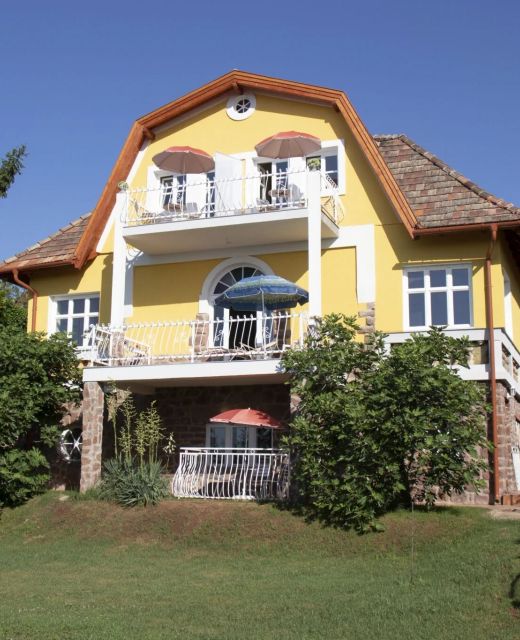 Gyöngyöm Apartman Balatonalmádi