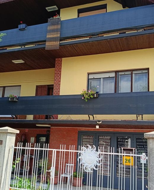 Napsugárház Apartman Balatonfűzfő