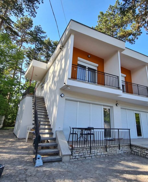 Öt Fenyő Apartmanház Siófok