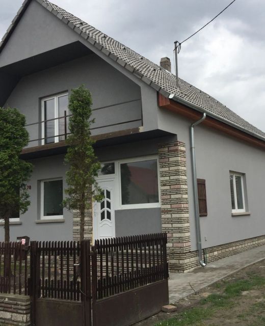 P&K Vendégház Balatonfenyves