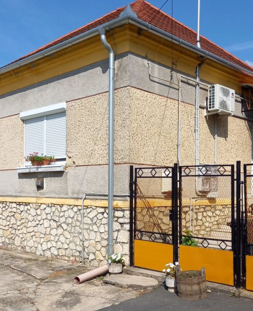 Napraforgó Vendégház Marcaltő