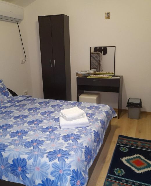 Căsuțele Danca Mraconia Eșelnița ***