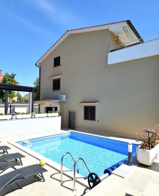 Apartmani Zrinka Omišalj
