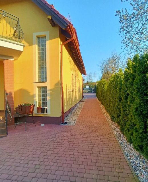 Noclegi u Moni Pokoje Hotelowe Zielona Góra