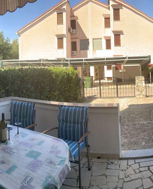 Apartments With Parking Space Vantačići, Krk - 18476 Vantačići