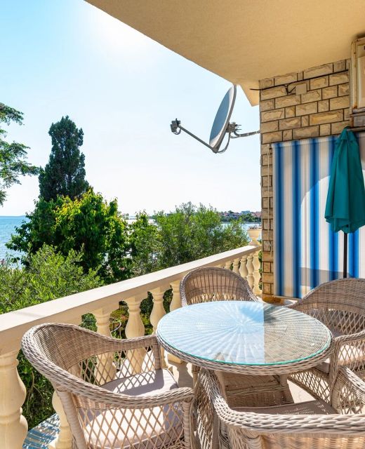Apartments By The Sea Privlaka, Zadar - 18652 Privlaka