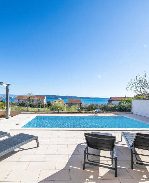 Apartman Kaštel Gomilica - CDC842