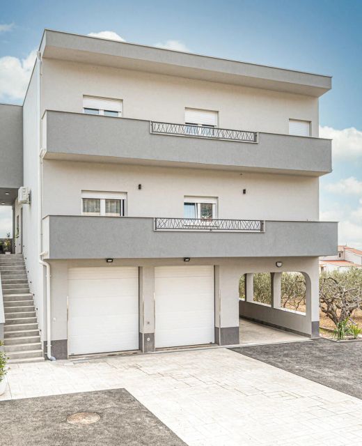 Apartman Kaštel Gomilica - CDC837