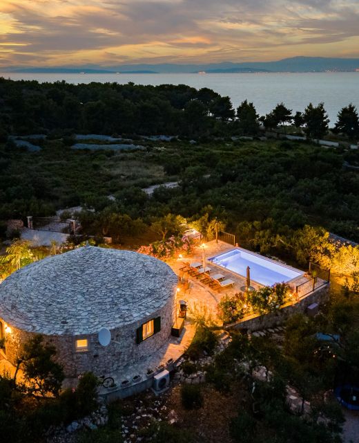 House Villa Getaway Mirca