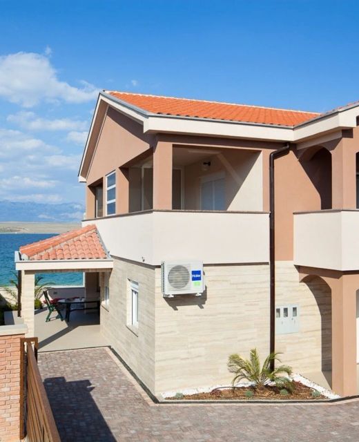 Apartments Vista Vir
