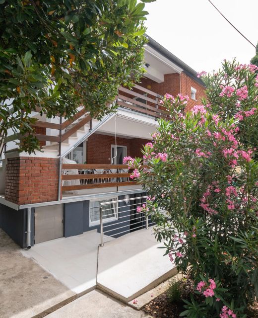 Apartments By The Sea Starigrad, Paklenica - 6580 Starigrad
