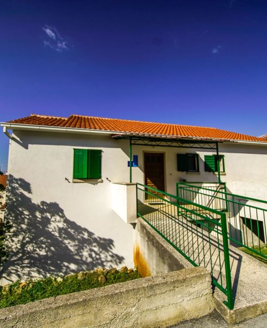 Apartments With Parking Space Postira, Brač - 18472 Postira
