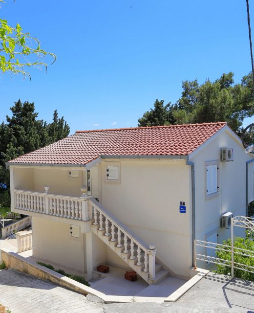 Apartments With Parking Space Marušići, Omiš - 18497 Marušići