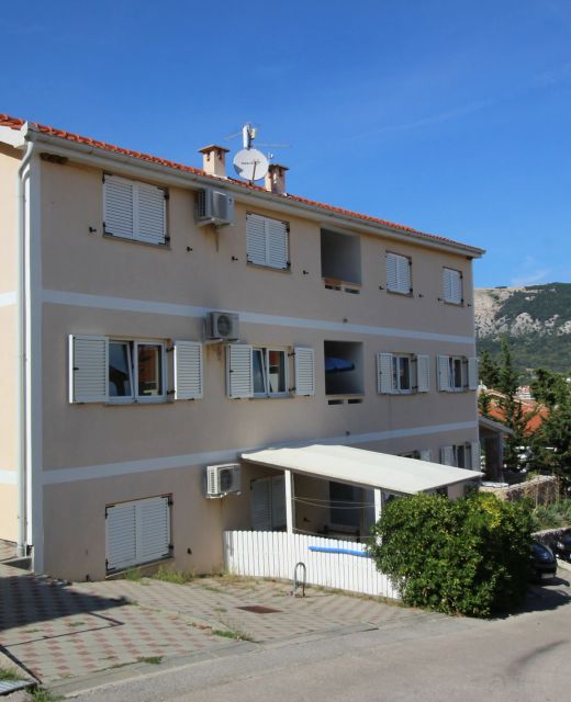 Apartments With Parking Space Baška, Krk - 18794 Baška