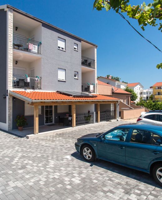 Apartments With Parking Space Baška, Krk - 18808 Baška