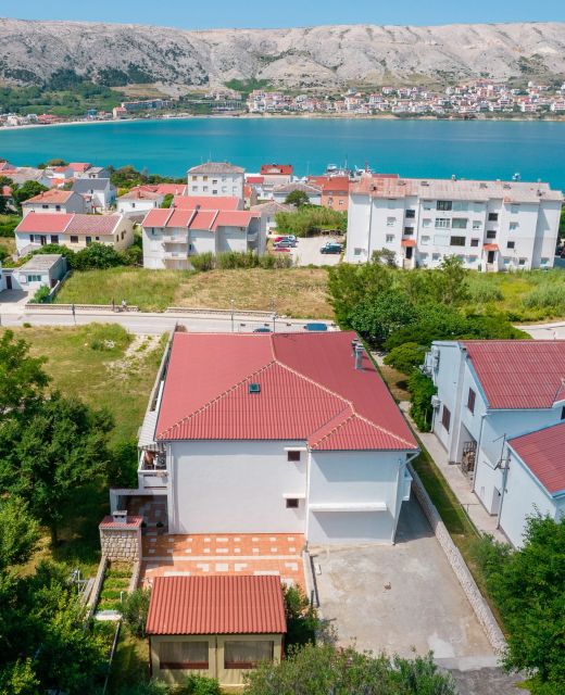 Apartments With Parking Space Pag - 18848