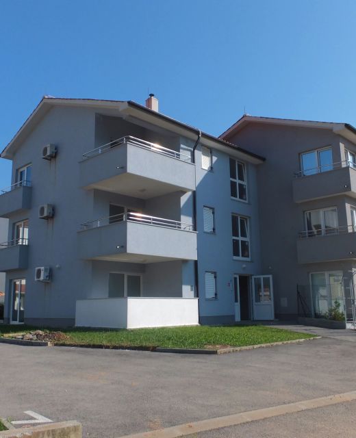 Apartments With Parking Space Baška, Krk - 18871 Baška