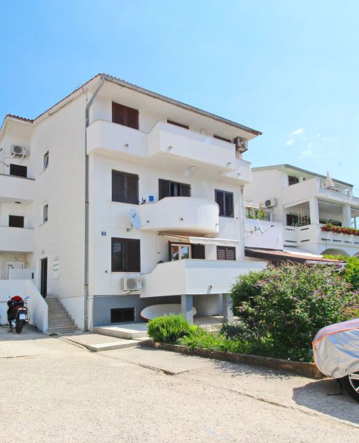 Apartments With Parking Space Baška Krk - 19195