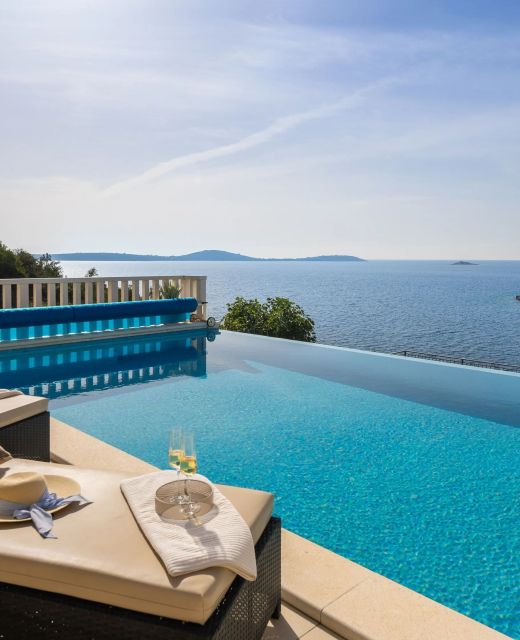 Seaside Luxury Villa With A Swimming Pool Cove Ljubljeva, Trogir - 19259 Ljubljeva