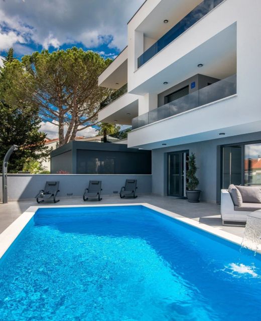 Family-friendly Apartments With Swimming Pool Vantačići, Krk - 19303 Vantačići