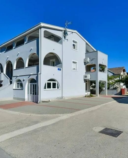 Apartments With Parking Space Sabunike, Zadar - 19430 Sabunike