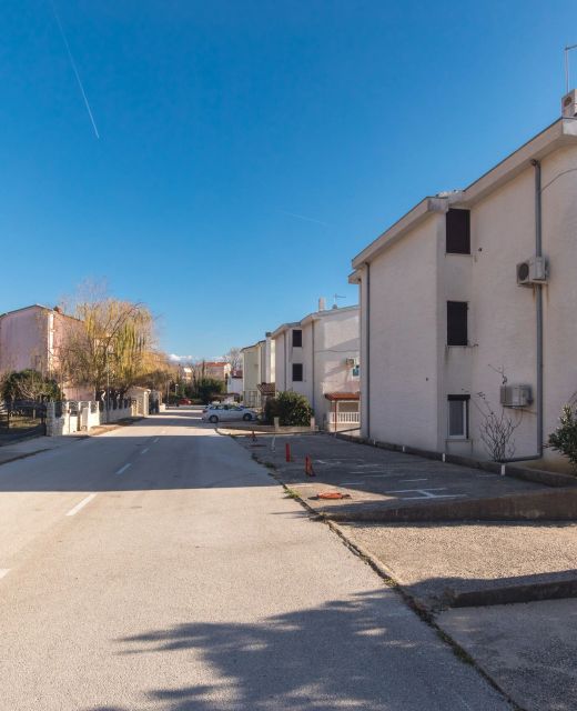 Apartments With Parking Space Baška, Krk - 19435 Baška