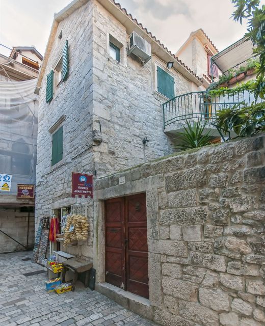 Apartment and Room Ivica Trogir