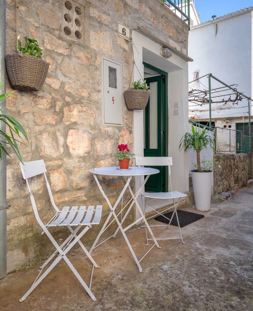 Apartments Lotti Stari Grad