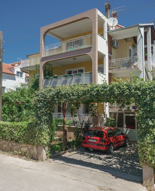 Apartments Ivka Vodice