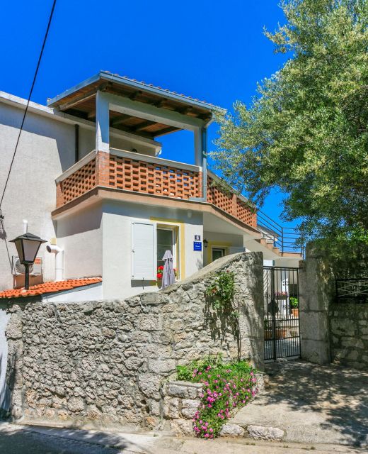 Apartments Tatjana Novi Vinodolski