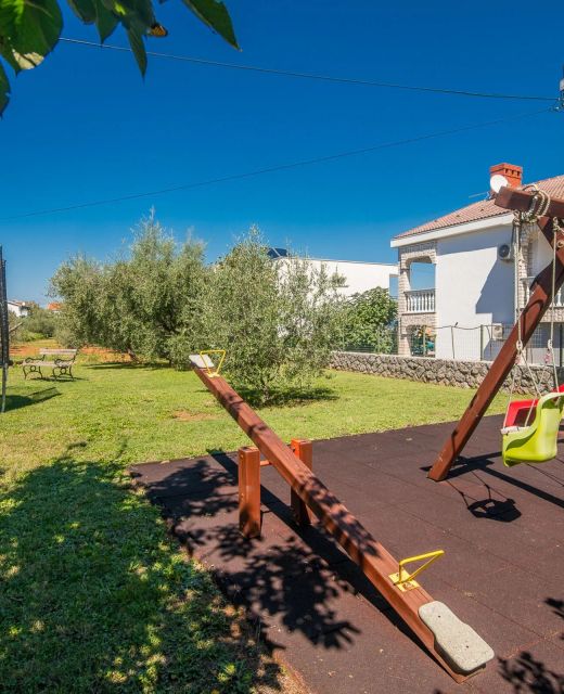 Apartments With Parking Space Porat, Krk - 19344 Porat