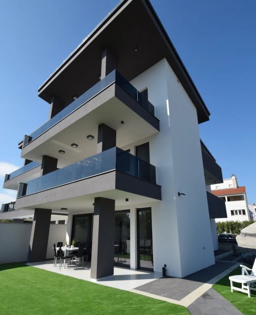 Apartments With Parking Space Porat, Krk - 19347 Porat