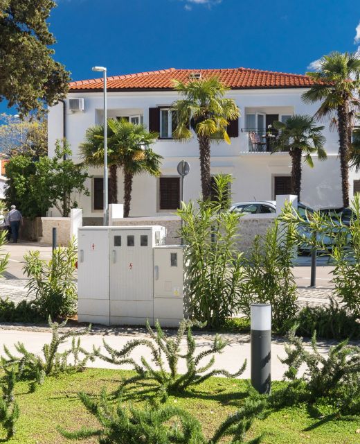 Apartments By The Sea Malinska, Krk - 19359 Malinska