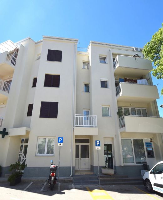 Apartments By The Sea Malinska, Krk - 19370 Malinska