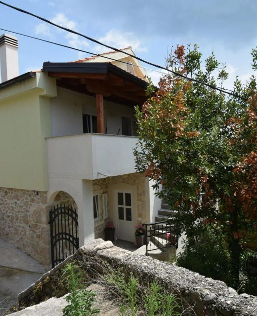 Apartments With Parking Space Čižići, Krk - 19412 Čižići
