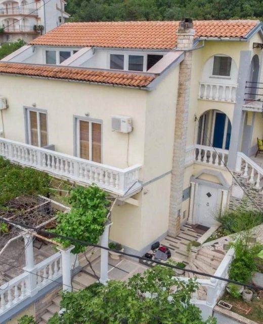 Apartments Buki Dramalj