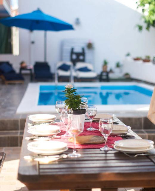 Apartments and Room Agiss with pool Vodice
