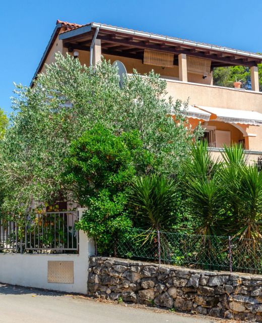 Apartments Namoru Gradina Vela Luka