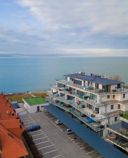 LelleMarine Apartmanok Balatonlelle by BLTN