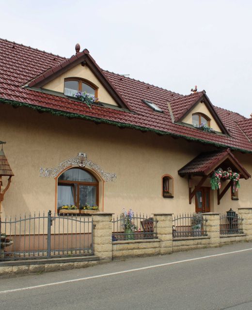 Penzion U Kapličky Malá Hraštice