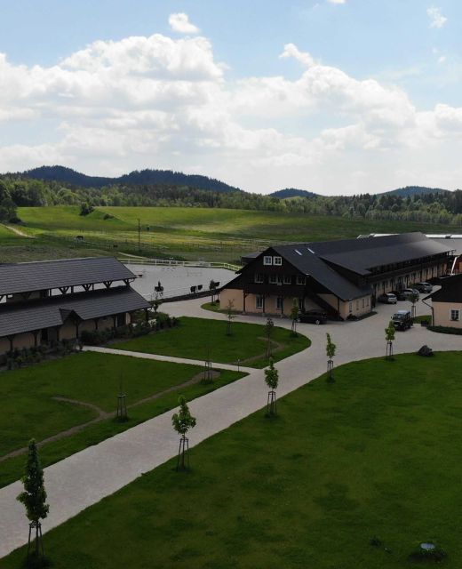 Jítravský Dvorec - Apartmány nad stájemi 