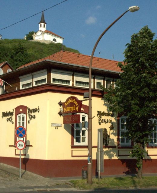Alabárdos Panzió Esztergom