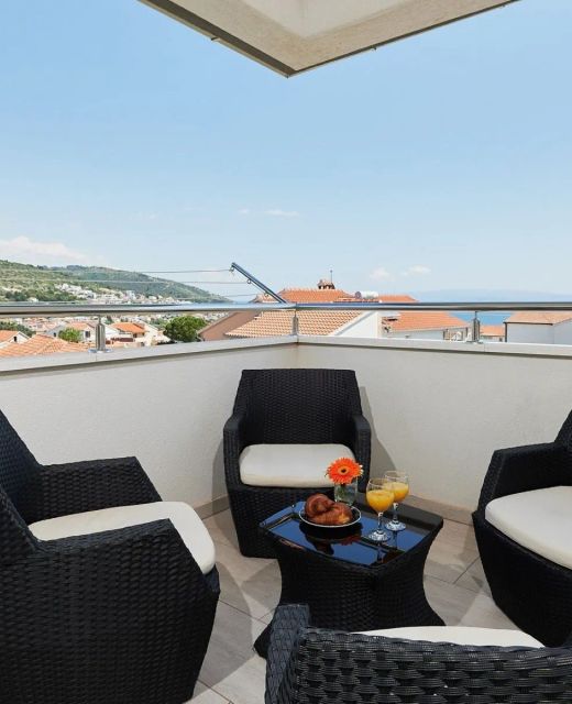 Apartment Adria Okrug Gornji