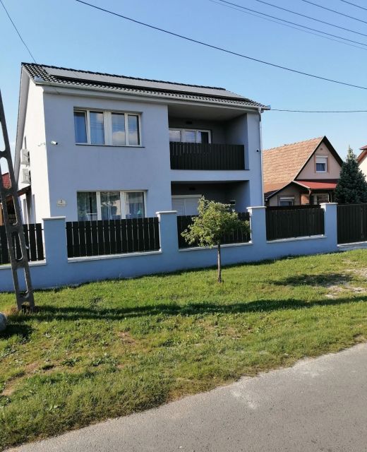 Három Apartmanház Balatonlelle