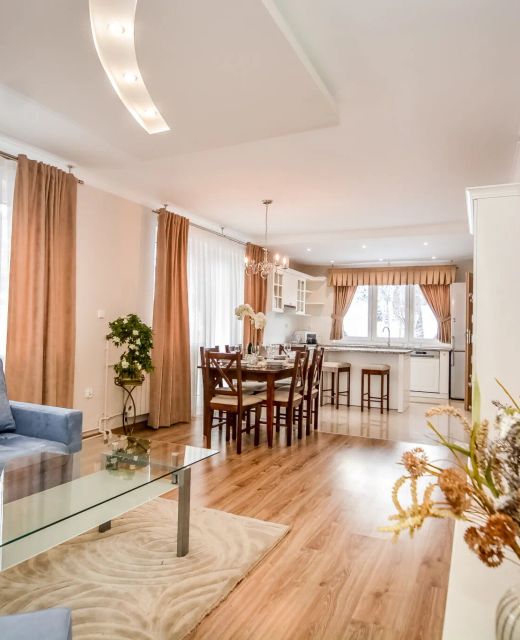 Apartament- Noclegi Handzel Ratułów