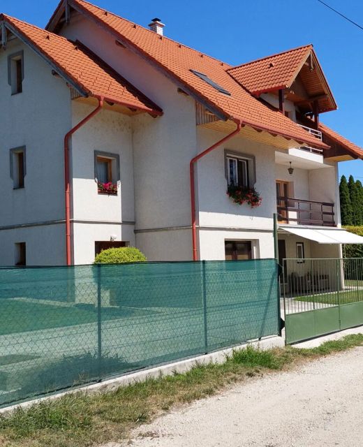 Szikszai Apartman Balatonfűzfő