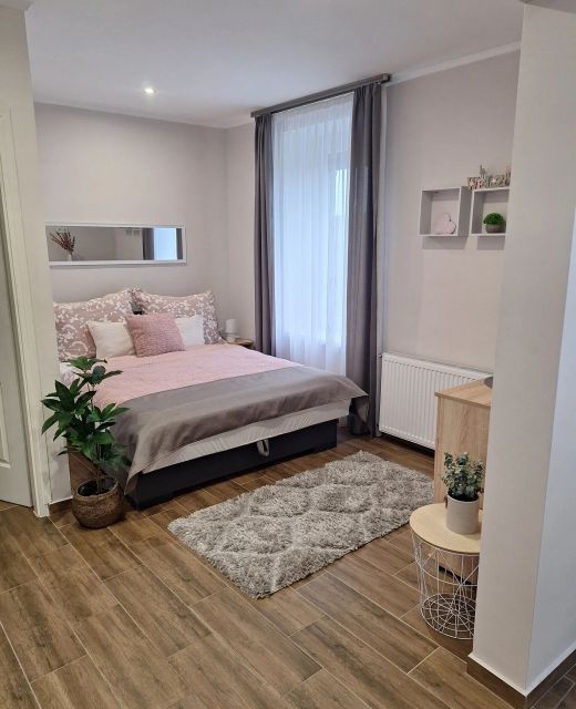 Várfal Apartman Eger