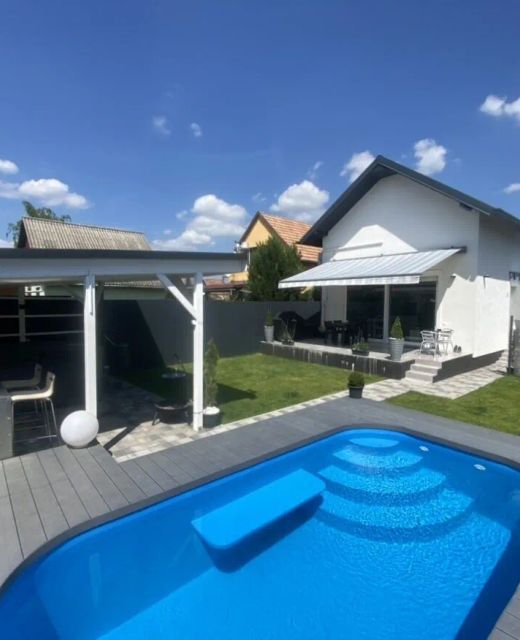 Nemes Apartmanház Tóalmás